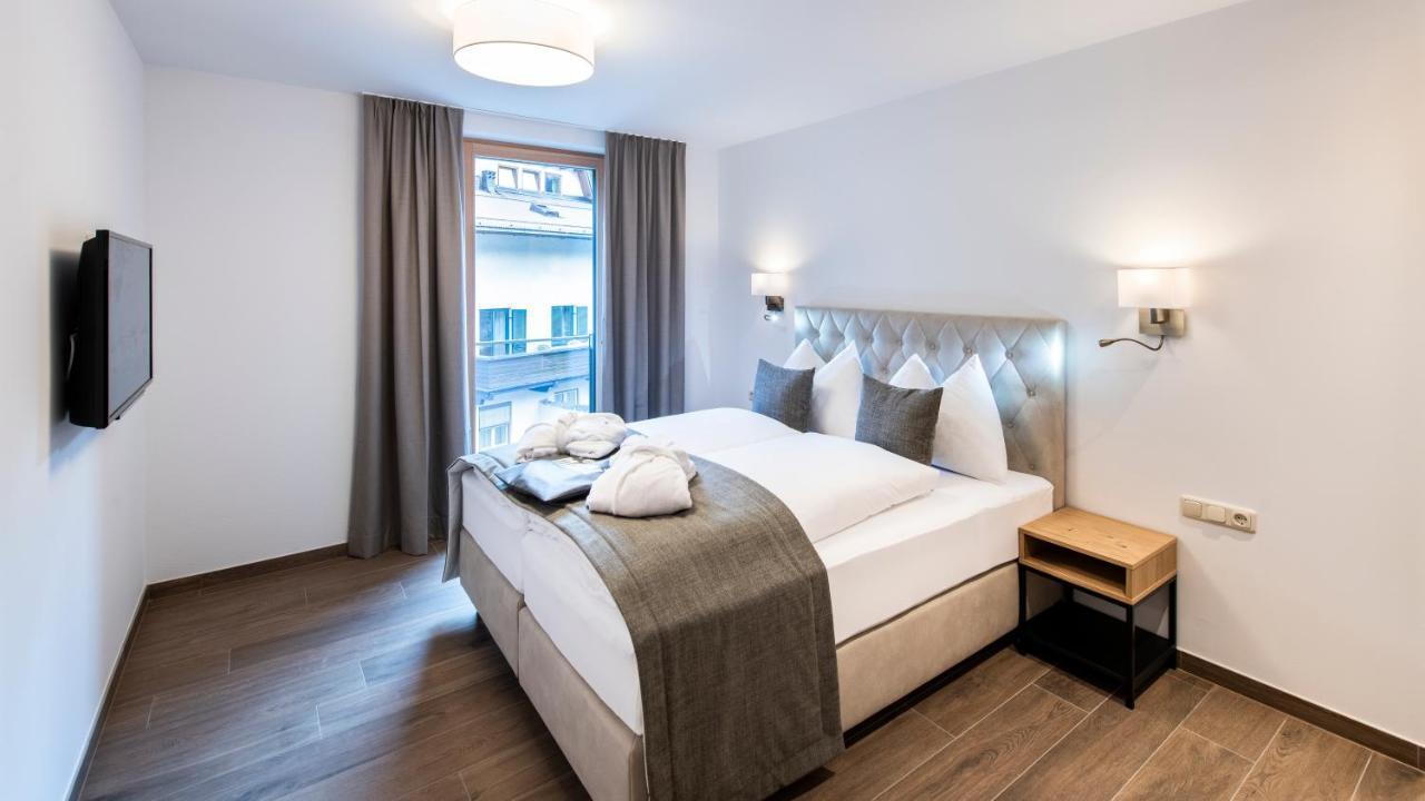 Manni Home - Rooms & Apartments Mayrhofen Exterior photo