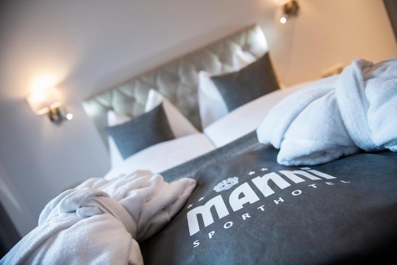 Manni Home - Rooms & Apartments Mayrhofen Exterior photo
